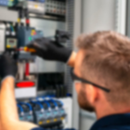 Nieder­spannungs­anlagen bei Elektrofachbetrieb Völker GmbH in Bad Schwartau