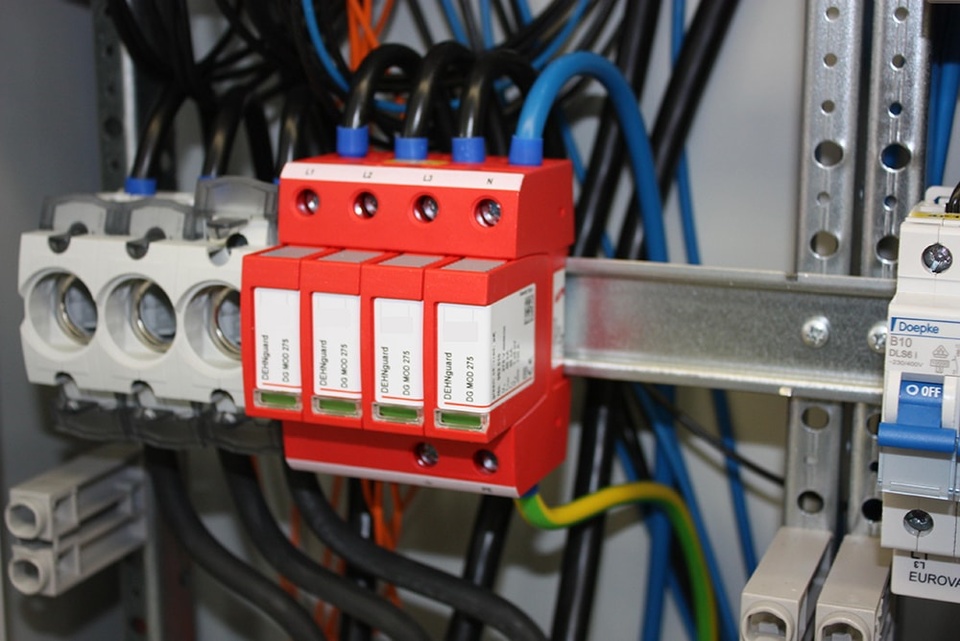 U berspannungsschutz bei Elektrofachbetrieb Völker GmbH in Bad Schwartau